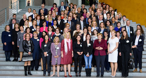 »Frauen in Führungspositionen«